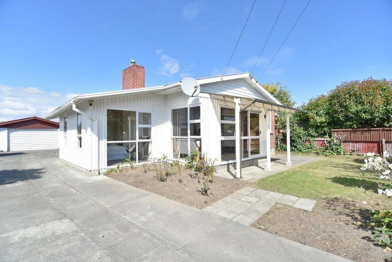 25 Liverton Crescent, Bishopdale, Christchurch - Carousel 1