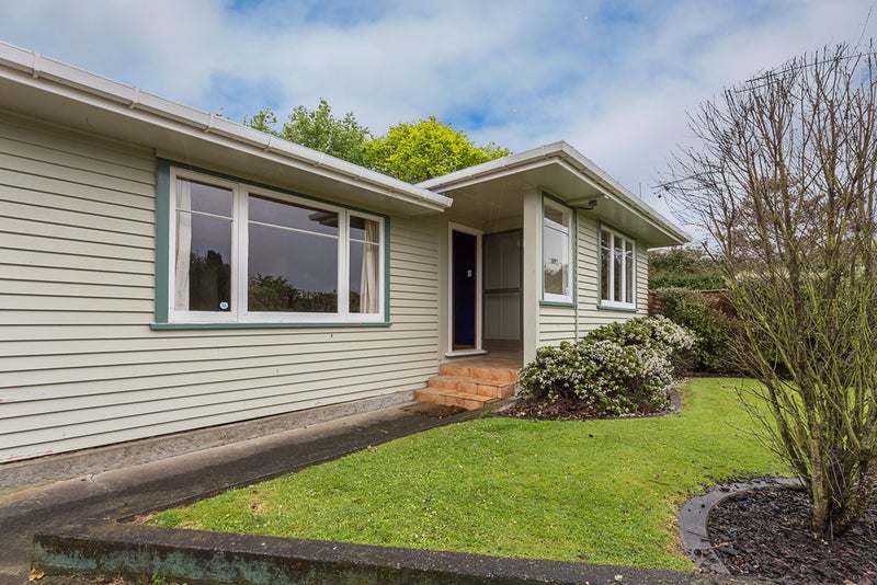 15 Hartley Place, Awapuni, Palmerston North - Carousel 2