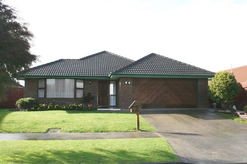 15 Baton Place, Highbury, Palmerston North - Carousel 1