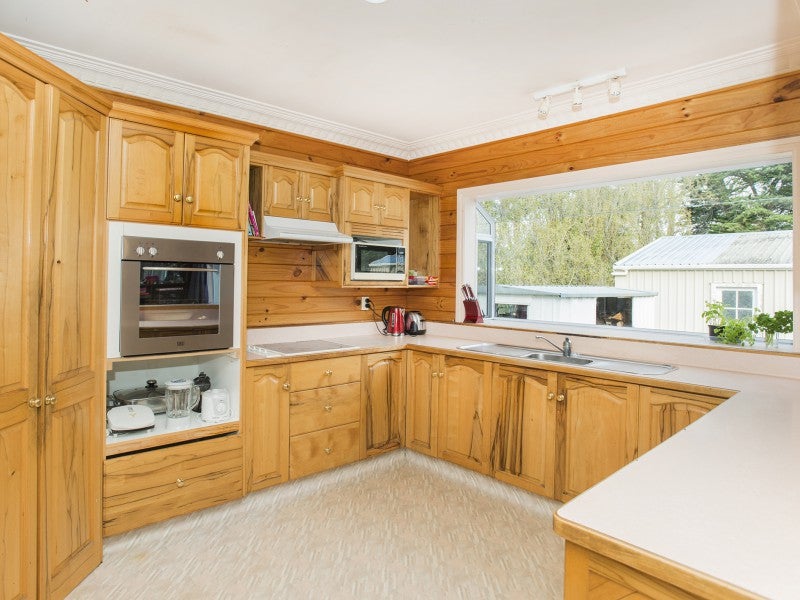 681 Wainui Road, Wainui, Gisborne - Carousel 2