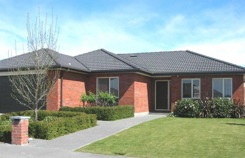 83 Coolspring Way, Redwood, Christchurch - Carousel 1