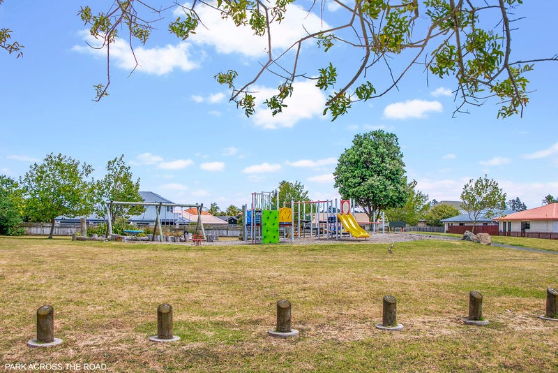 2/35 Kilimanjaro Drive, Northpark, Auckland - Carousel 15