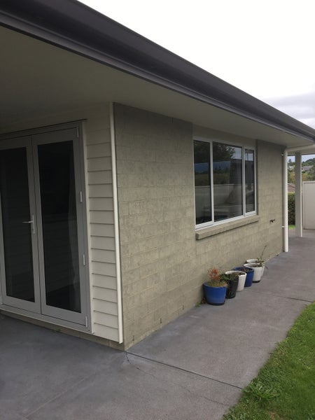 30 Ainslee Street, Highlands Park, New Plymouth - Carousel 2