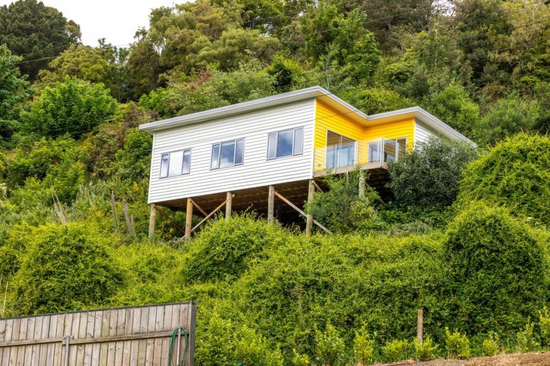 11 Fulton Road, Glenleith, Dunedin - Carousel 1