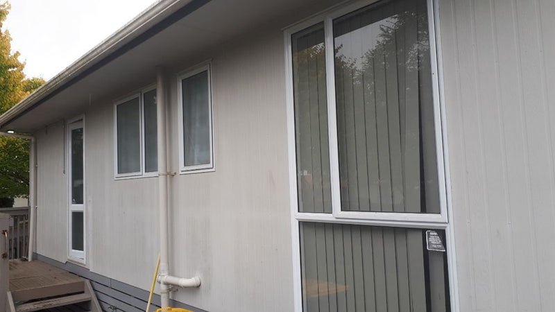 2/31 Nearco Street, Randwick Park, Auckland - Carousel 2