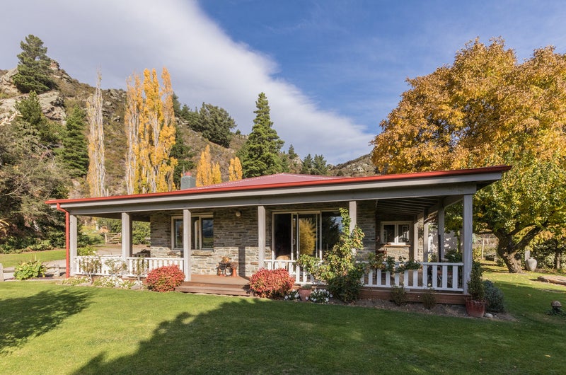 3749 Luggate-Cromwell Road, Cromwell - Carousel 2