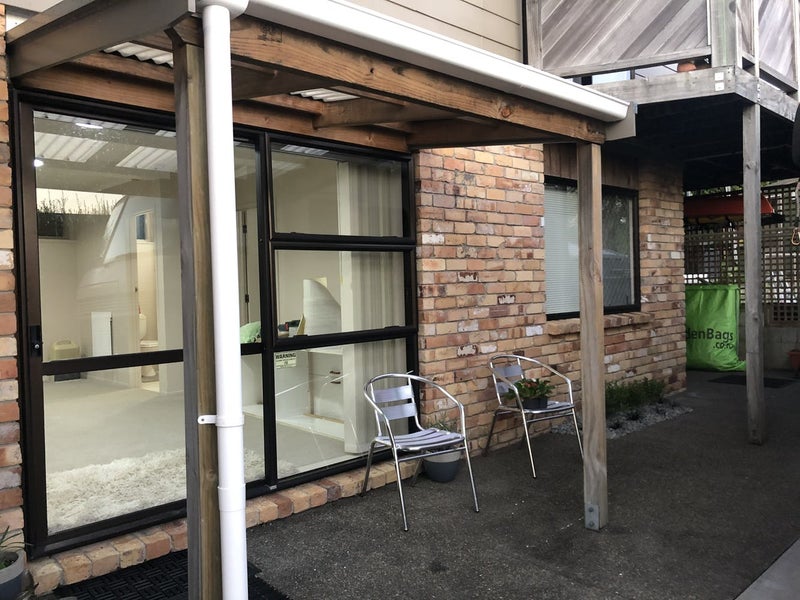 46 Pemberton Avenue, Bayview, Auckland - Carousel 1