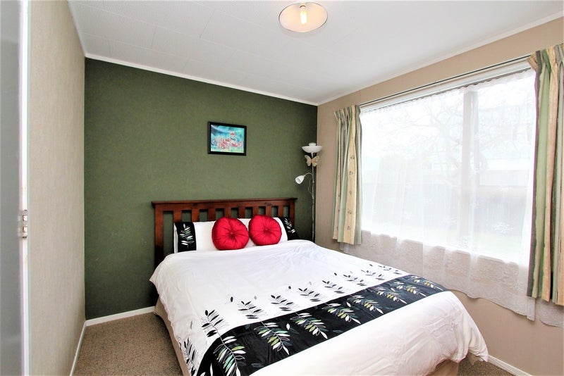 5 Haskell Place, Greenmeadows, Napier - Carousel 13