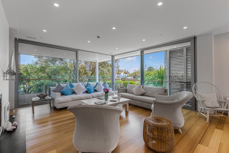 1/6 Alberon Street, Parnell, Auckland - Carousel 2