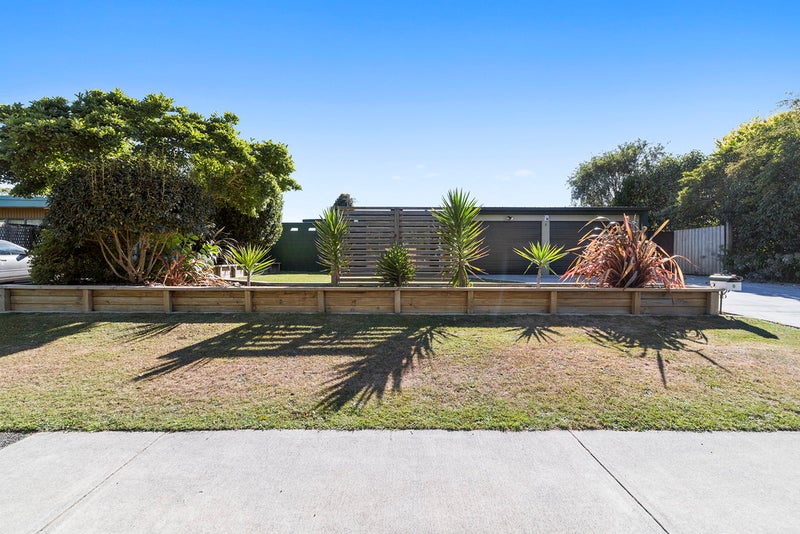 8 Petrie Street, Pomare, Rotorua - Carousel 1