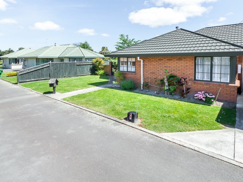 3 Sovereign Court, West End, Palmerston North - Carousel 2