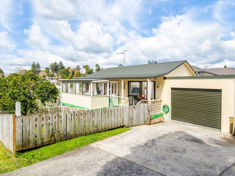 65B Henderson Crescent, Parkvale, Tauranga - Carousel 1