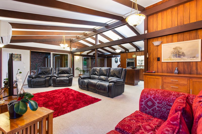 5 Wade Street, Blockhouse Bay, Auckland - Carousel 2