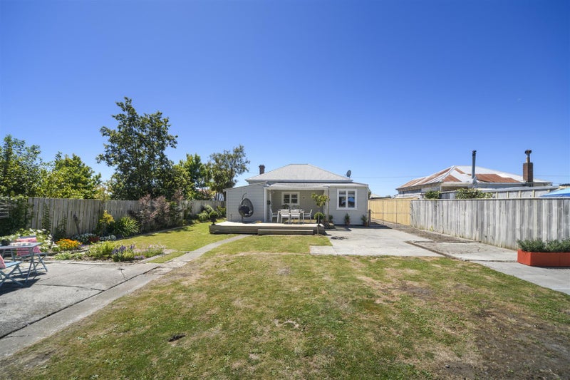 29 Russell Street, Marton - Carousel 35