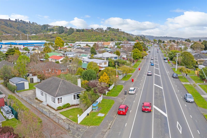 1088 Fergusson Drive, Clouston Park, Upper Hutt - Carousel 17