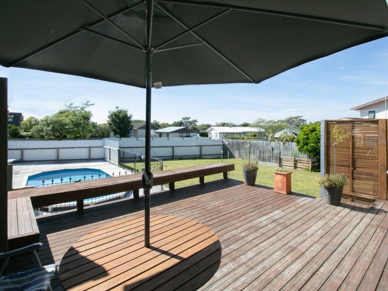 6 Haskell Place, Greenmeadows, Napier - Carousel 1