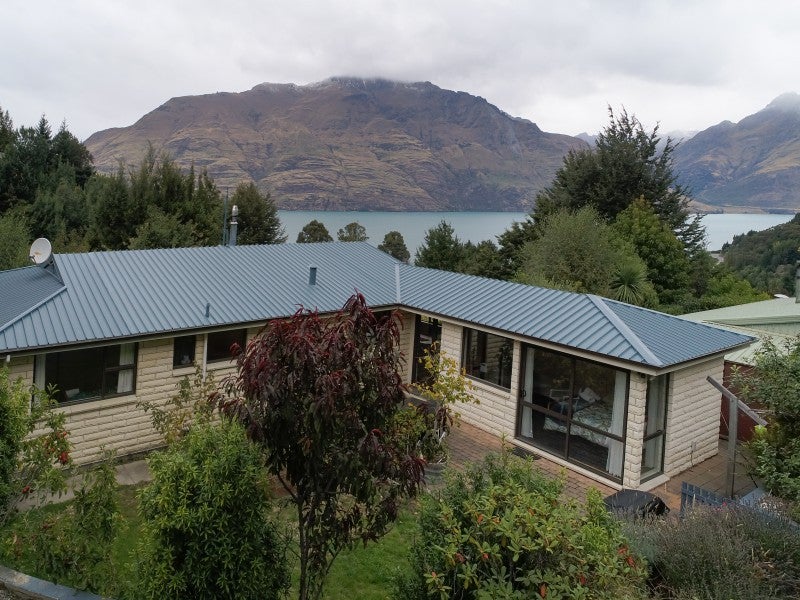 224 Fernhill Road, Fernhill, Queenstown - Carousel 1