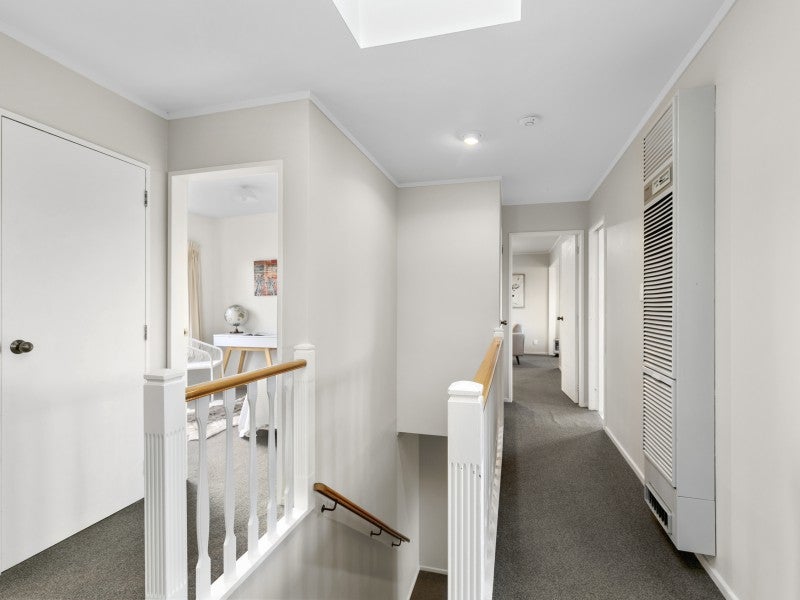 49 Mana View Road, Paremata, Porirua - Carousel 16