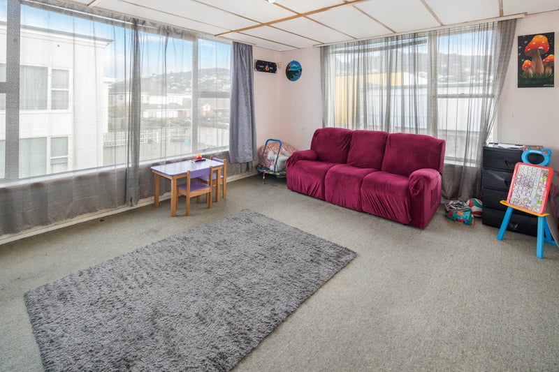 8/4 Ross Street, Kilbirnie, Wellington - Carousel 2