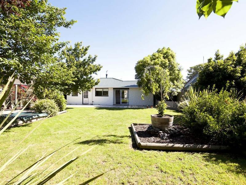 154 Queenspark Drive, Parklands, Christchurch - Carousel 12