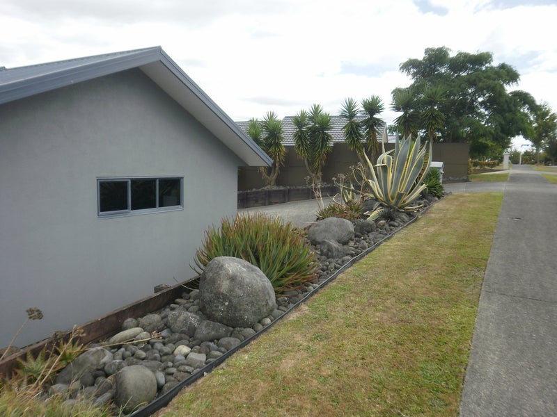 6 Palm Grove Drive, Western Heights, Hamilton - Carousel 18