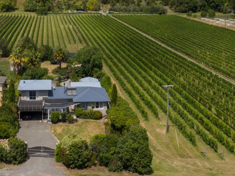 273 State Highway 5, Eskdale, Napier - Carousel 2