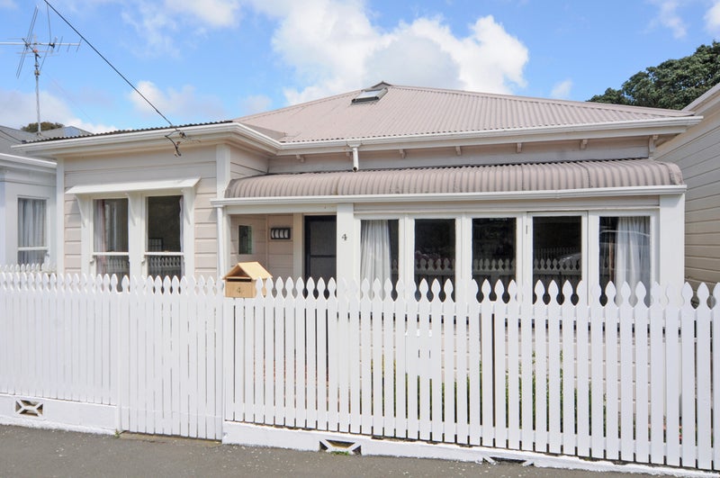 4 Emerson Street, Berhampore, Wellington - Carousel 2