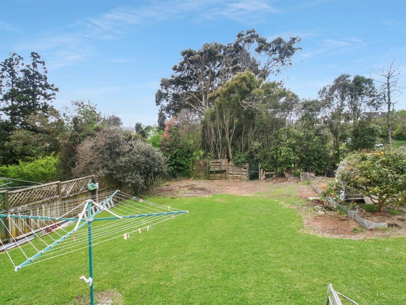 44 Endeavour Street, Marfell, New Plymouth - Carousel 19