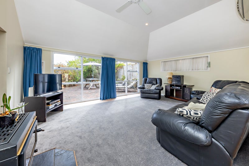 57A Godden Crescent, Mission Bay, Auckland - Carousel 2