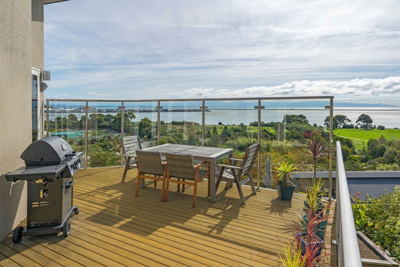 15 Walters Bluff, Atawhai, Nelson - Carousel 2