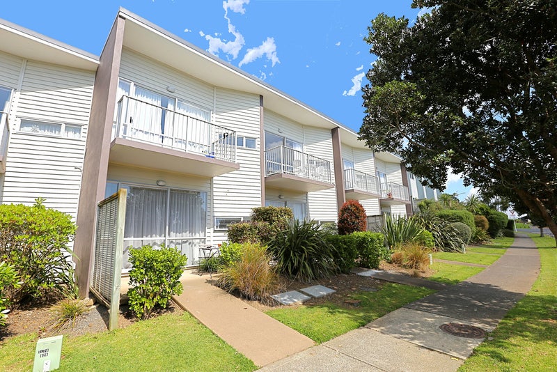 72/7 Kelvin Hart Drive, East Tamaki, Auckland - Carousel 1