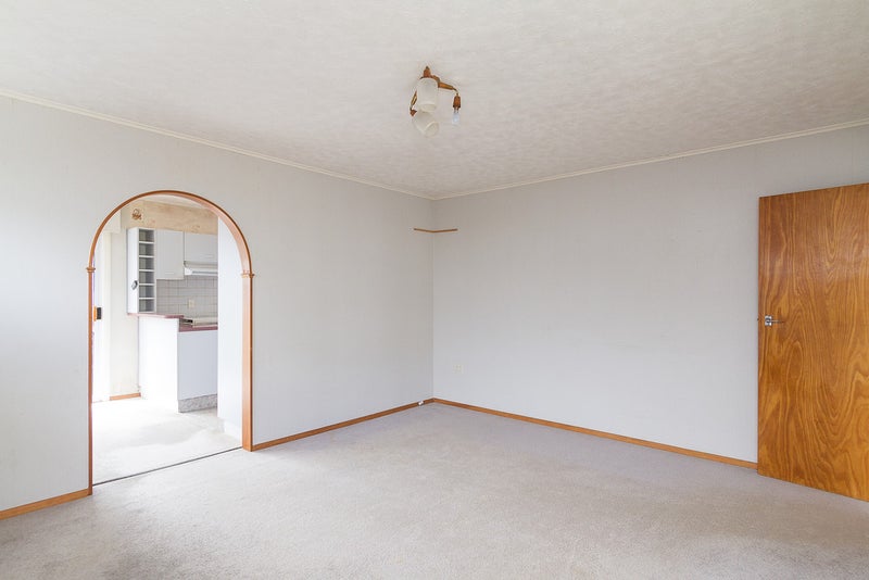 212 Wellington Road, Wainuiomata, Lower Hutt - Carousel 2