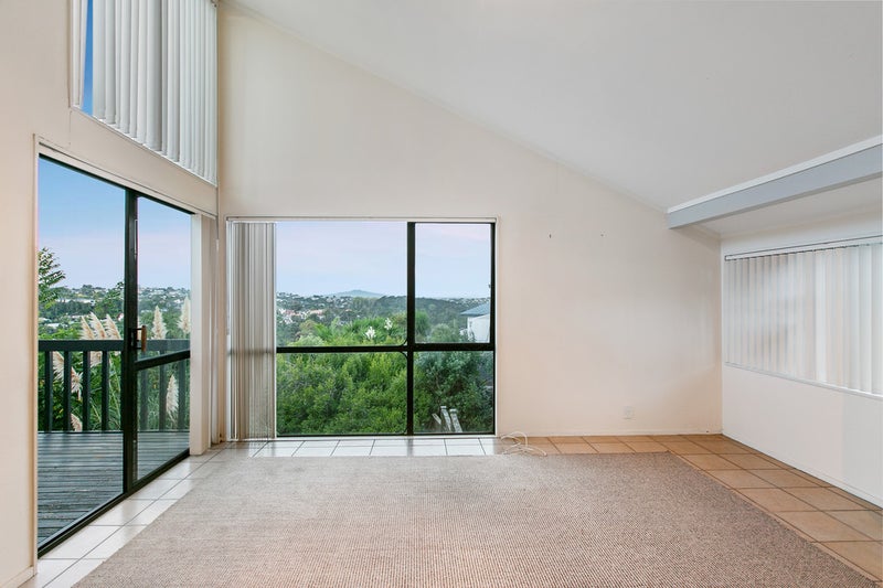 38 Onetaunga Road, Chatswood, Auckland - Carousel 2