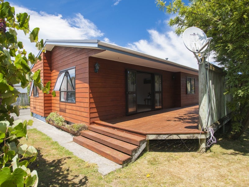 14 Ruru Avenue, Lytton West, Gisborne - Carousel 1