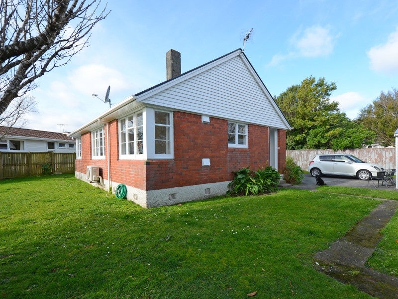 60A Oxford Terrace, Epuni, Lower Hutt - Carousel 13