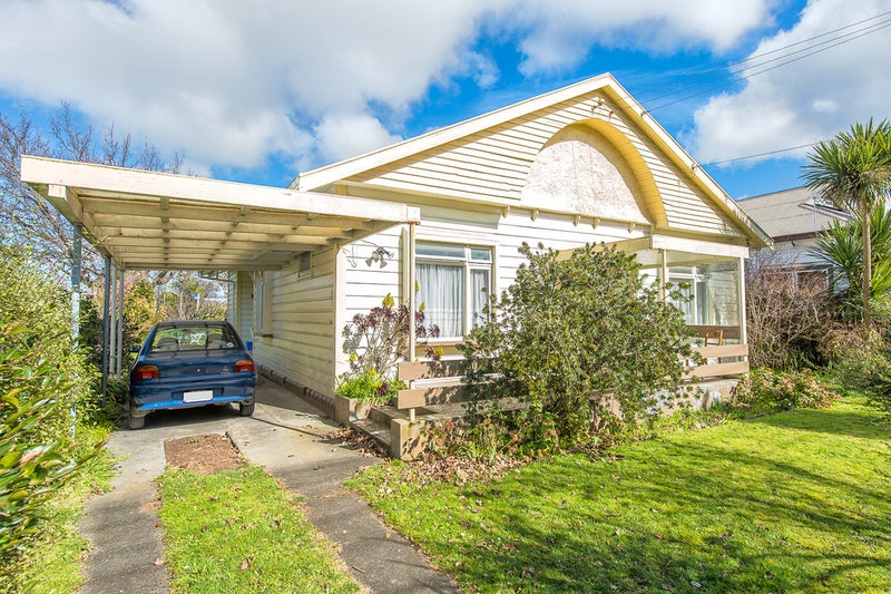 66 Young Street, Whanganui East, Whanganui - Carousel 1