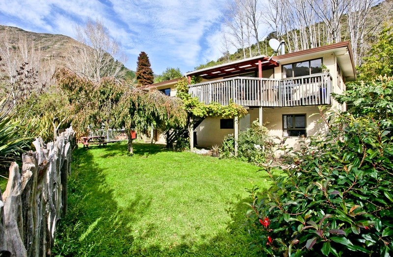 225 Brook Street, The Brook, Nelson - Carousel 1