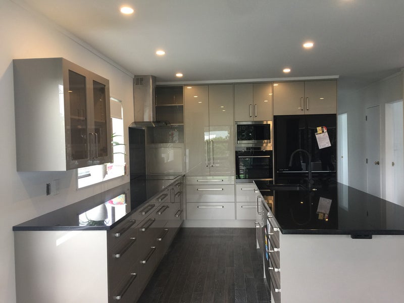 34C Park Road, Miramar, Wellington - Carousel 1