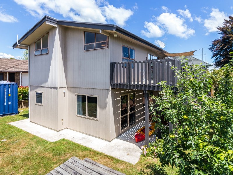 28 Arrowsmith Avenue, Waipahihi, Taupo - Carousel 1