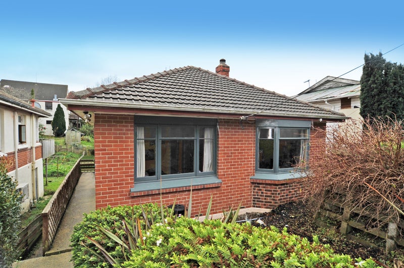43 Ventnor Street, Mornington, Dunedin - Carousel 1