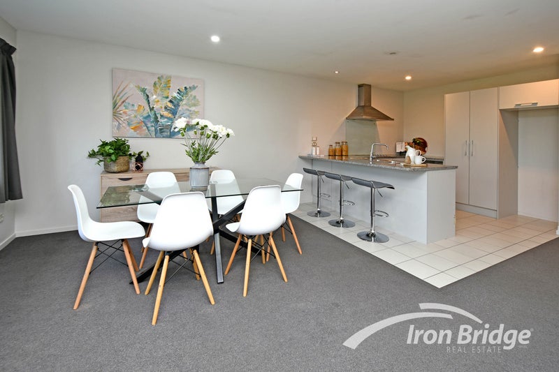 12 Date Crescent, Aidanfield, Christchurch - Carousel 2