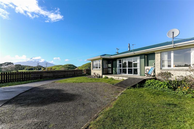 319 Opourapa Road, Opunake - Carousel 2