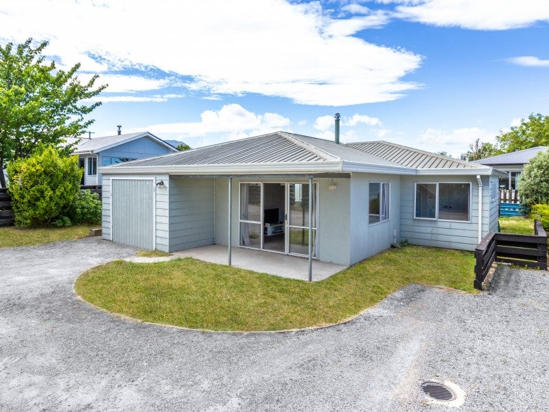 2/3 Tamatea Road, Taupo, Taupō - Carousel 1