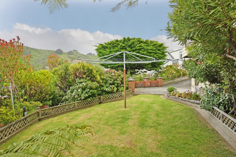 145 Totara Road, Miramar, Wellington - Carousel 2
