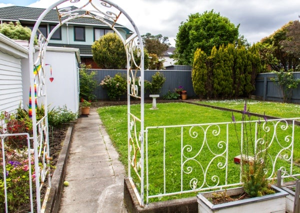 2/109 Knights Road, Hutt Central, Lower Hutt - Carousel 13