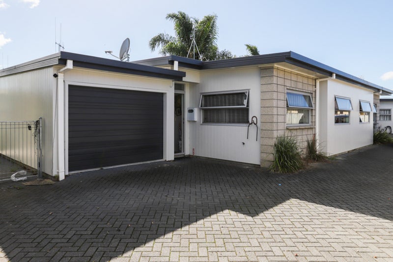 3D Maitland Street, Frankton, Hamilton - Carousel 1