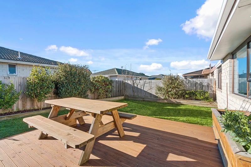 2/17A Prestons Road, Redwood, Christchurch - Carousel 2