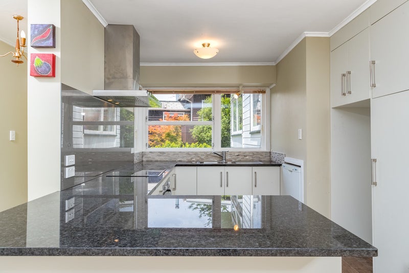 73 Harbour View Road, Harbour View, Lower Hutt - Carousel 2