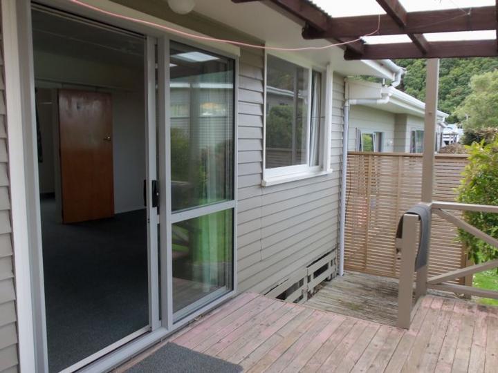 54 Beach Road, Waikawa, Picton - Carousel 7