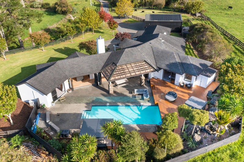 332 Karaka Road, Drury - Carousel 2